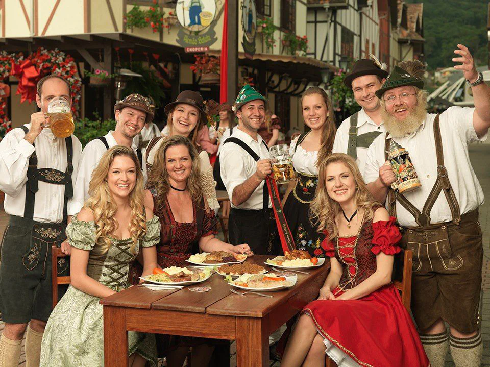 Sommerfest-Blumenau-2013-Vila-Gemanica