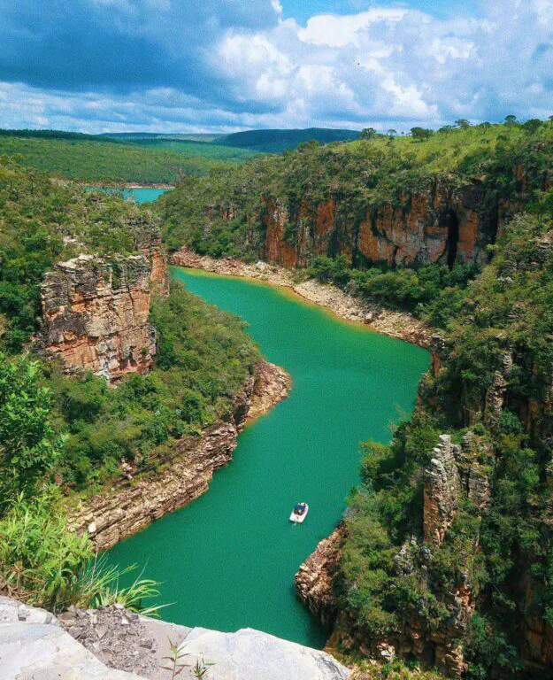 Mirante dos Canyons em Capitólio em Minas Gerais