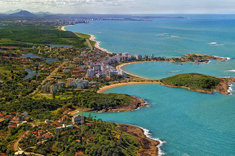 Praia Enseada Azul em Guarapari no Espirito Santo