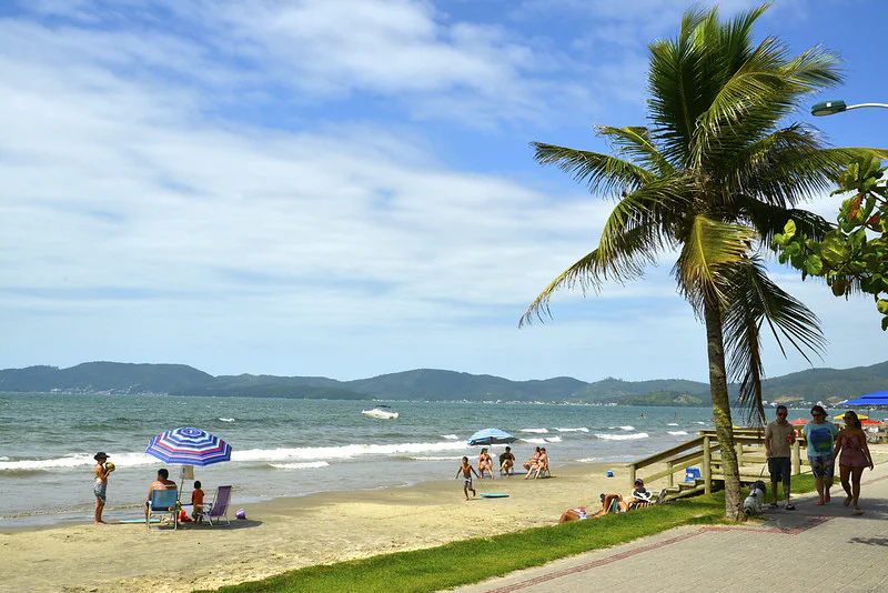 Meia Praia em Itapema na Santa Catarina
