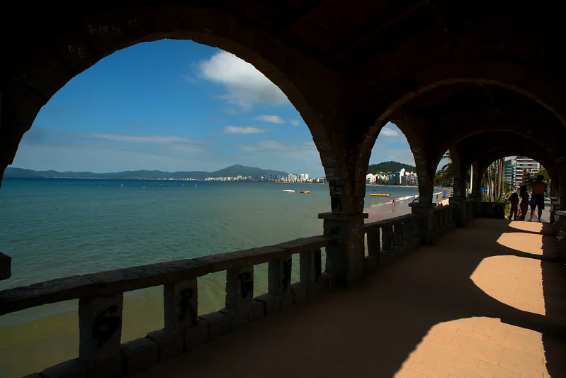 Ponte dos Suspiros em Itapema na Santa Catarina