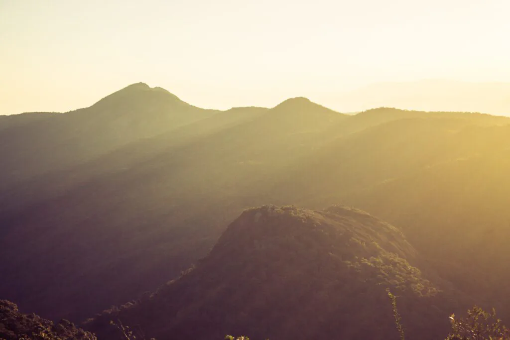 Vista de cima da Pedra Partida em Monte Verde em Minas Gerais